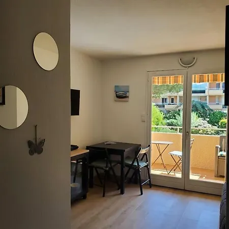 Delicieux Studio 3 P Climatise La Faviere Bormes-les-Mimosas Exterior photo