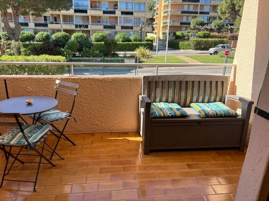 Delicieux 3 P Climatise La Faviere Apartment *